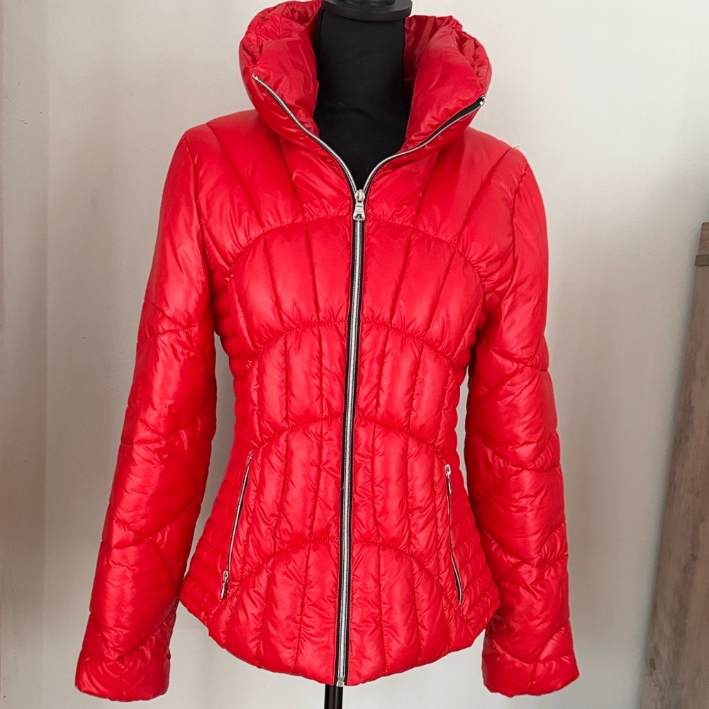 Guess Women's Vibrant Red Crimson Puffer Jacket Size M